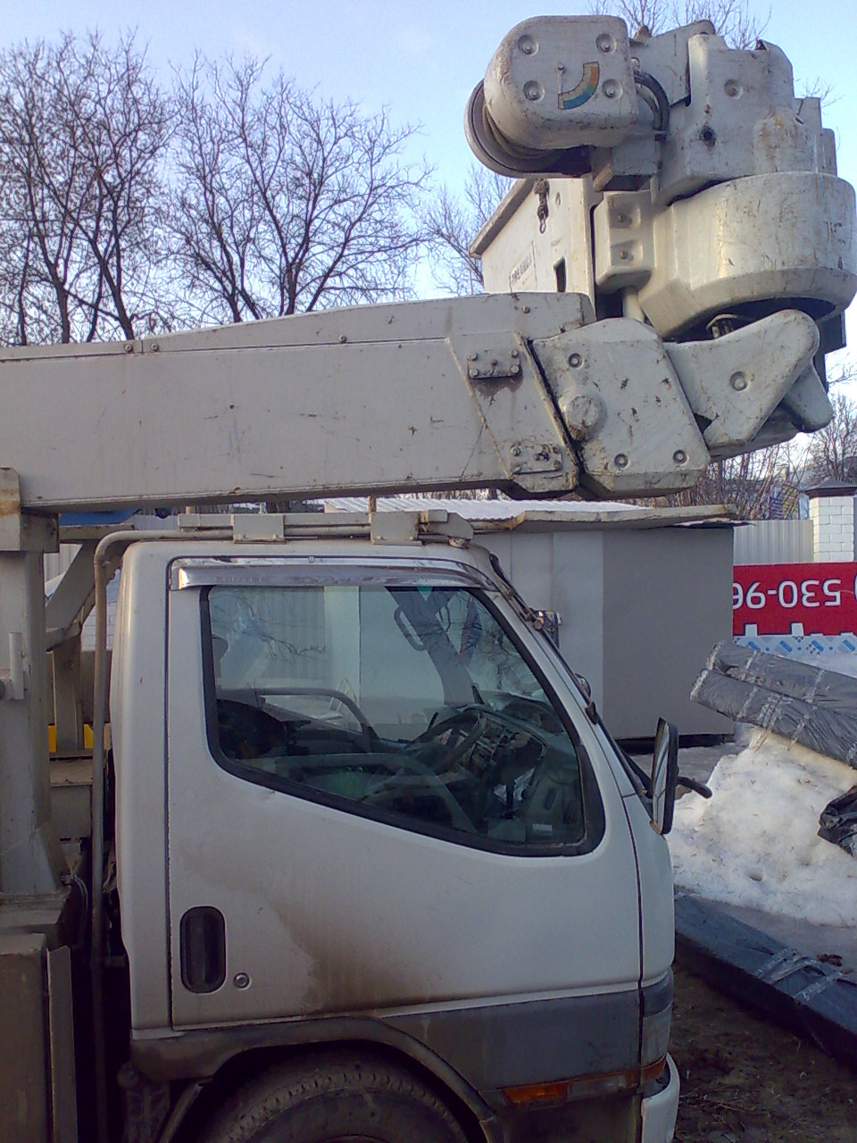 Автовышка средней высоты подъема